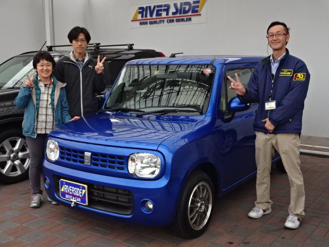 スズキ　アルトラパン（エルザ１６号町田ショールーム）