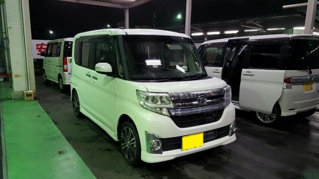 ダイハツ　タント（エルザ１６号町田ショールーム）