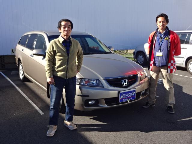 ホンダ　アコードW（エルザ16号町田ショールーム）