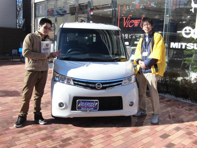 ニッサン　ルークス（エルザ藤沢ショールーム）
