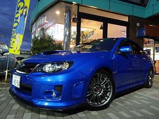 スバル　インプレッサWRX STI（本社ショールーム）