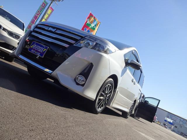 トヨタ　ノア（エルザ16号町田ショールーム）
