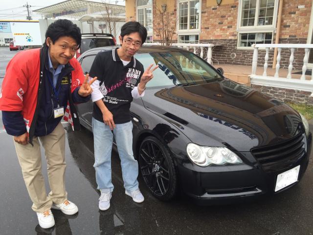 トヨタ マークX（エルザ16号町田ショールーム）