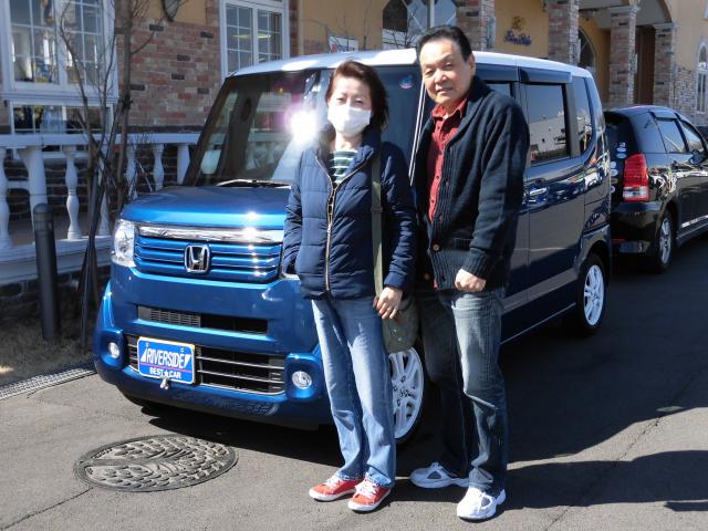 ホンダ　ＮＢＯＸ（エルザ１６号町田ショールーム）