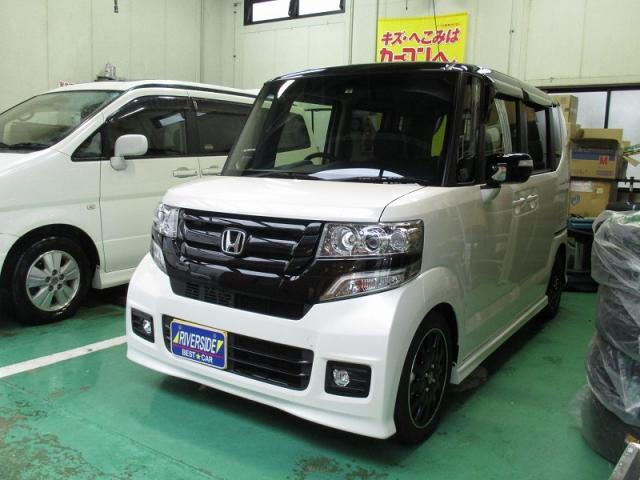 ホンダ　Ｎ－ＢＯＸカスタム（『本社ショールーム』）