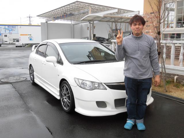 ホンダ　シビック（エルザ16号町田ショールーム）