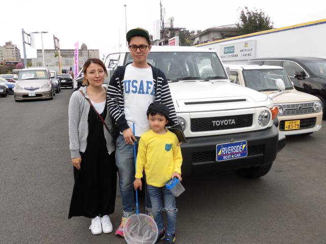 トヨタ　FJクルーザー（エルザ16号町田ショールーム）