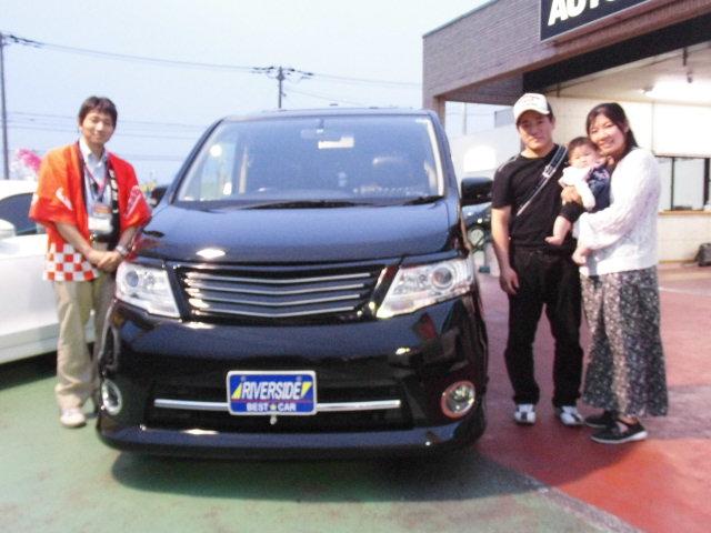 日産　セレナ（エルザ横浜店）