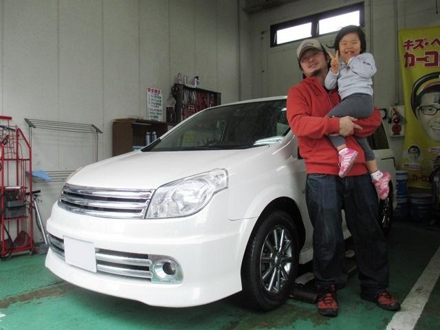 日産　ラフェスタ（本社ショールーム）