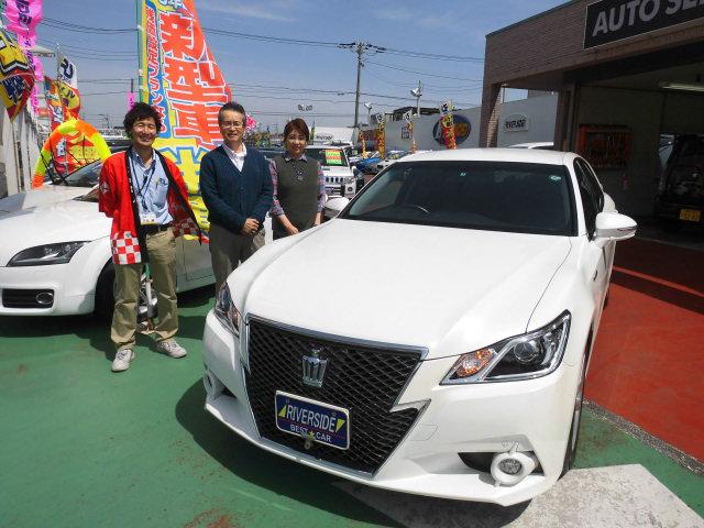 トヨタ　クラウン（エルザ横浜店）