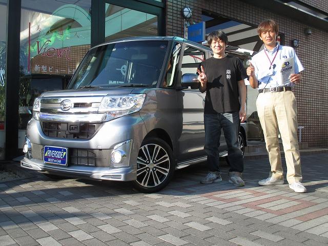 ダイハツ　タントカスタムＲＳ（本社ショールーム）