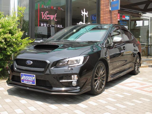 スバル　ＷＲＸ　Ｓ４（本社ショールーム）