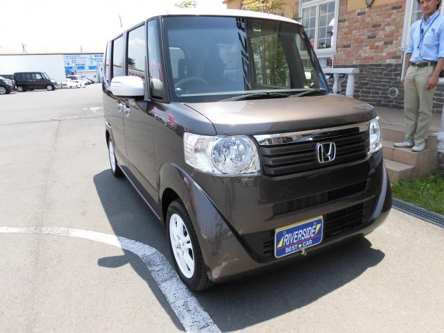 ホンダ　N-BOX＋（エルザ16号町田ショールーム）