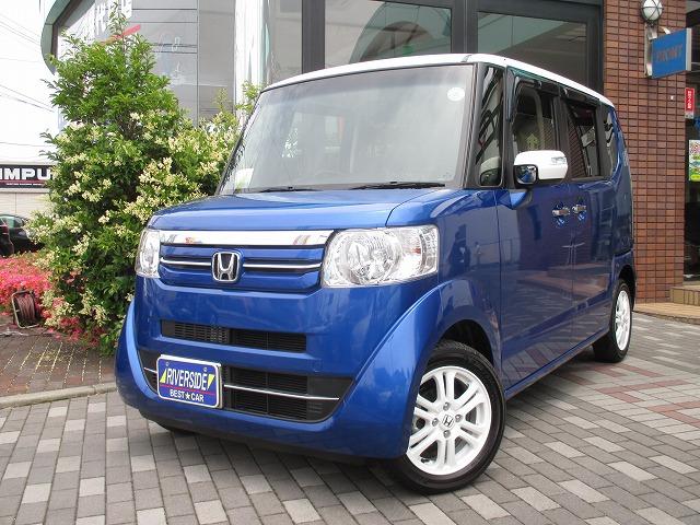 ホンダ　N-BOX（本社ショールーム）