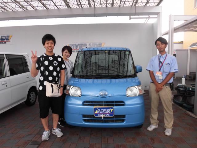ダイハツ　タント（エルザ１６号町田ショールーム）
