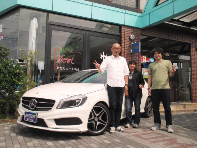 メルセデスベンツ　Ａクラス（本社ショールーム）
