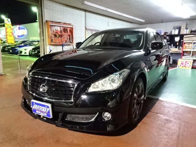 日産　フーガ（エルザ横浜店）