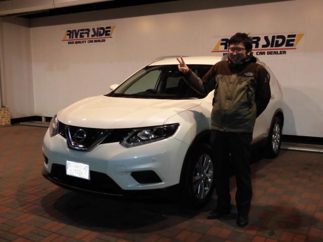 日産　ｴｸｽﾄﾚｲﾙ（エルザ１６号町田ショールーム）
