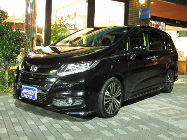 ホンダ　オデッセイ（本社ショールーム）