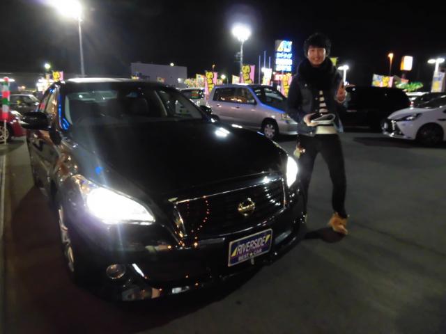 日産　フーガ（エルザ16号町田ショールーム）