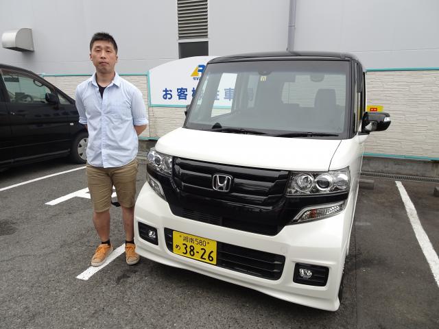 ホンダ　Ｎ－ＢＯＸ（本社ショールーム）