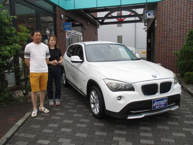 BMW X1（本社　ショールーム）