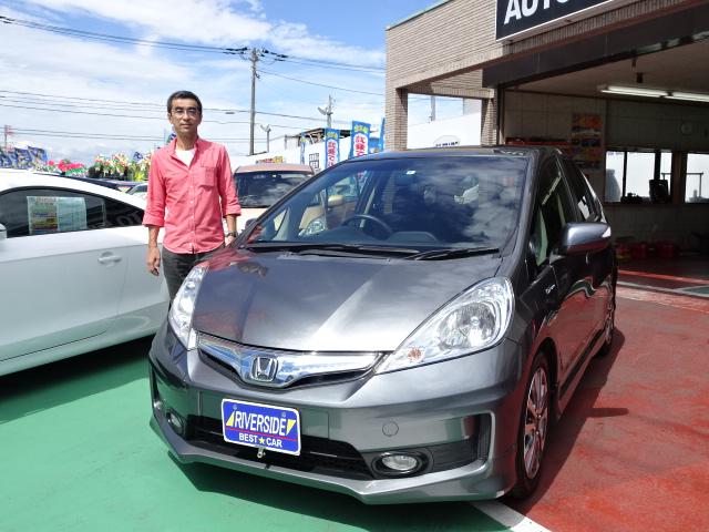 ホンダ　フィットＨＶ（エルザ横浜店）