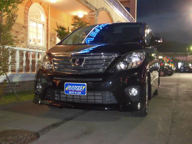 トヨタ　アルファード（エルザ16号町田ショールーム）