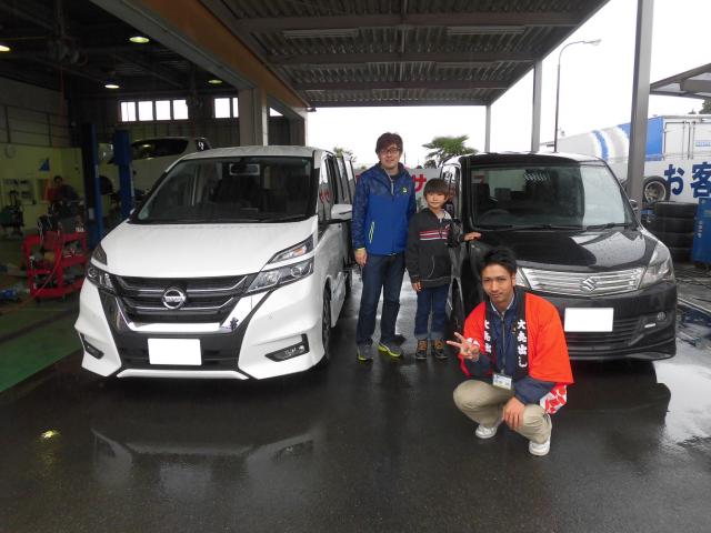 日産　セレナ（エルザ16号町田ショールーム）