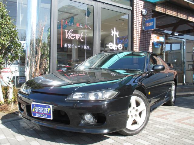 日産　シルビアｓｐｅｃＲ（本社ショールーム）