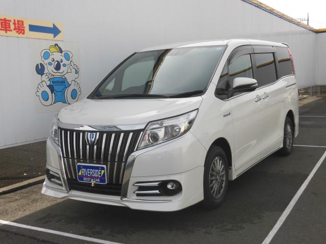 トヨタ　エスクァイア（エルザ16号町田ショールーム　）