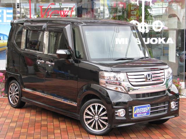 ホンダ　ＮＢＯＸ（湘南台ショール－ム）