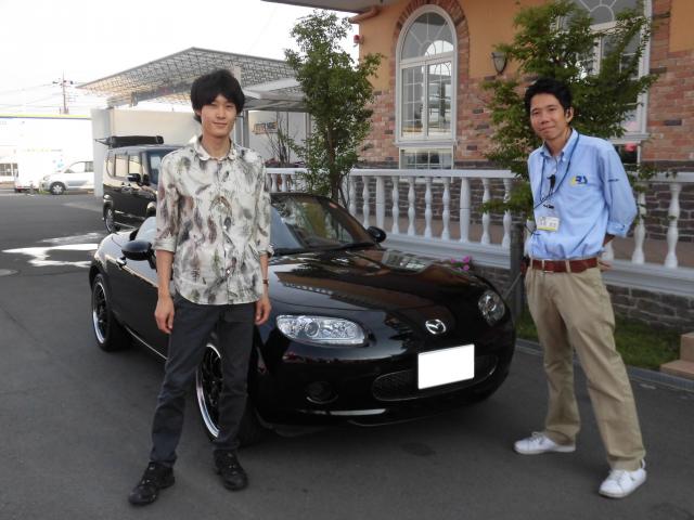 マツダ　ロードスター（エルザ16号町田ショールーム）