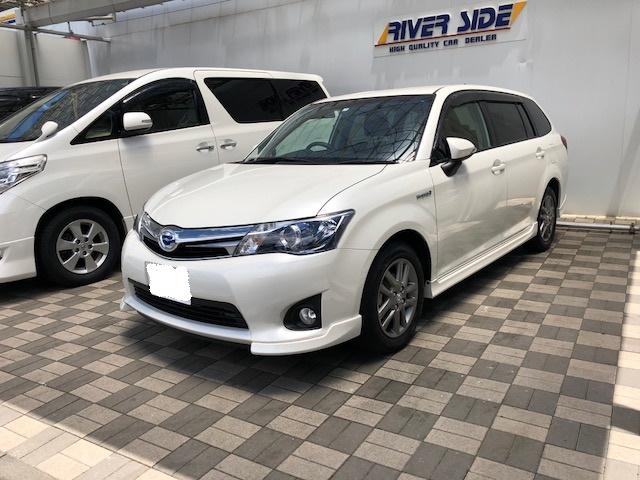トヨタ　カローラフィールダーＨＶ（湘南スーパーエリア店）