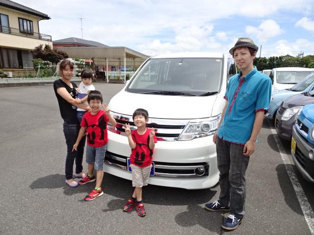 日産　セレナ（エルザ横浜店）
