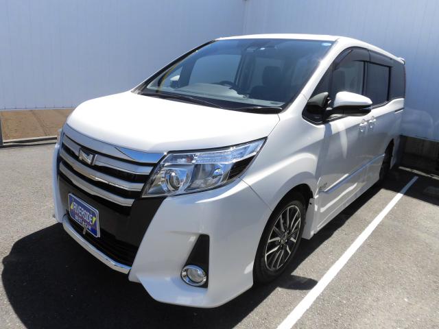 トヨタ　ノア（エルザ16号町田ショールーム）