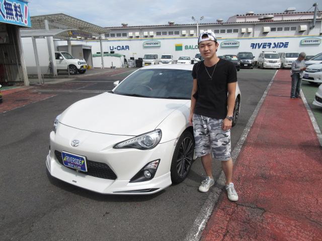 トヨタ　８６（エルザ２４６号店）