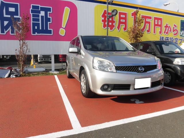 日産　ラフェスタ（エルザ16号町田ショールーム　）