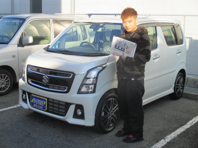 ＳＵＺＵＫＩ　ワゴンＲスティングレ―（本社ショールーム）