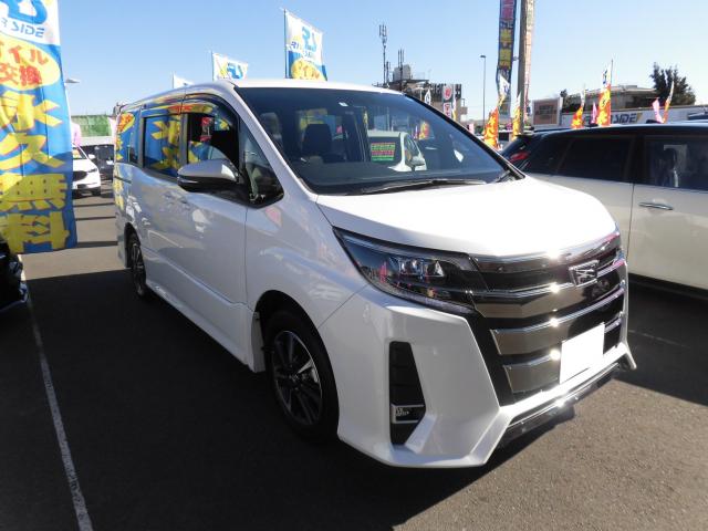 トヨタ　ノア（エルザ16号町田ショールーム）