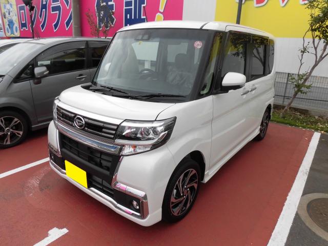 ダイハツ　タントカスタム（エルザ16号町田ショールーム）