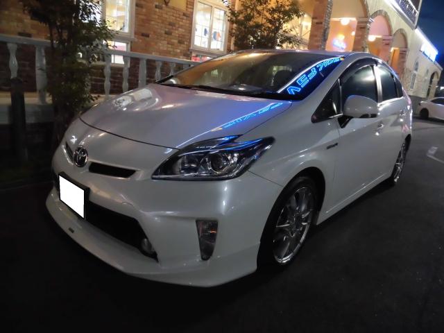 プリウス（エルザ16号町田ショールーム）