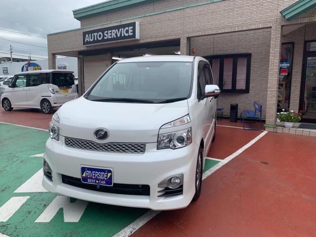 トヨタ　ヴォクシー（エルザ横浜店）