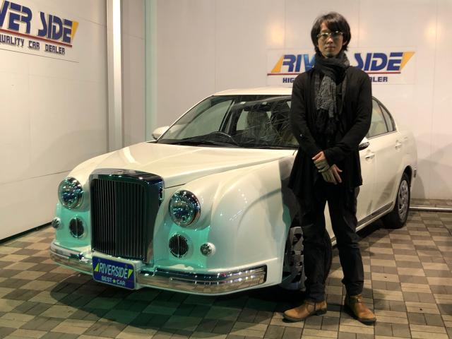 光岡自動車　ﾘｭｰｷﾞ（湘南ｽｰﾊﾟｰｴﾘｱ店）