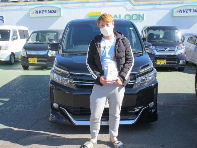 トヨタ　ヴォクシー（エルザ246店）