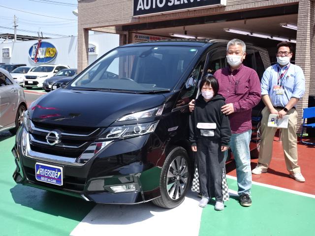 日産　セレナ（エルザ横浜店）