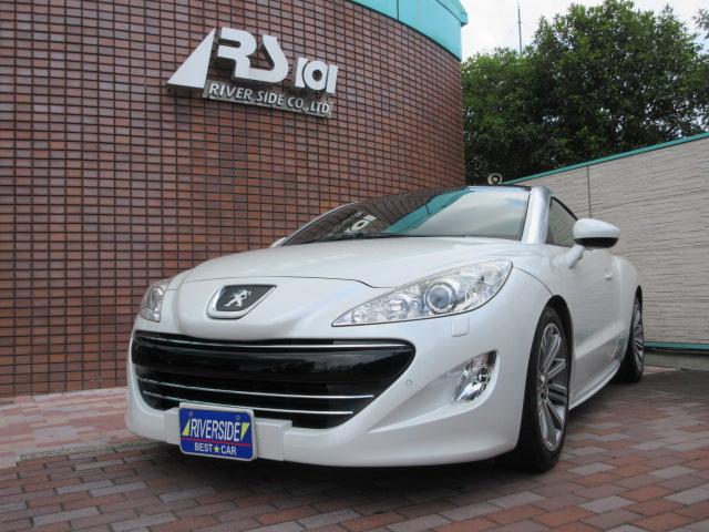 プジョー　RCZ（本社ショールーム）