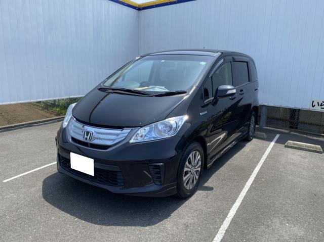 ホンダ　フリード（エルザ16号町田ショールーム）