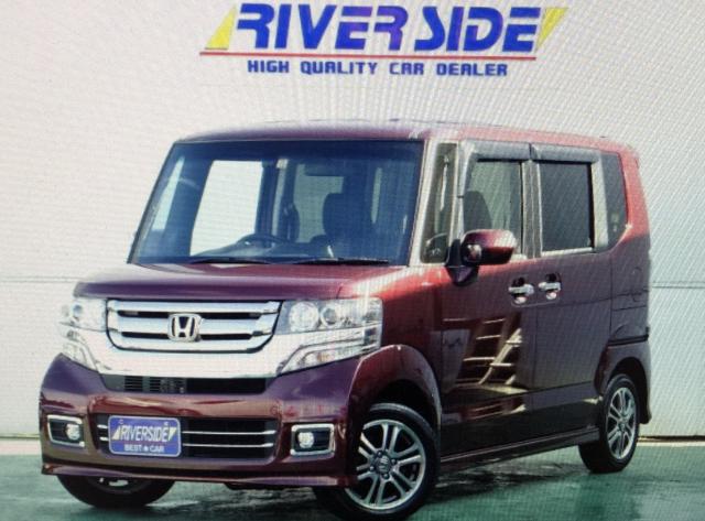 ホンダ　N-BOXカスタム（エルザ16号町田ショールーム）