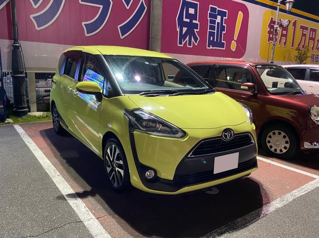 トヨタ　シエンタ（エルザ16号町田ショールーム）